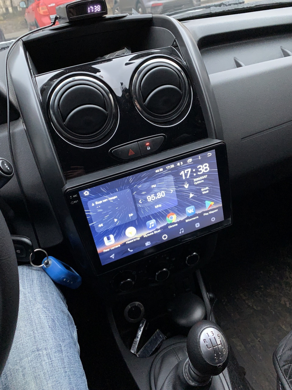 Магнитола для Renault Duster 1 2015-2020 (ШГУ овальное, рамка-накладка) - Teyes CC3-2K-360 на Android 10, 2K QLED, 6Гб+128Гб, CarPlay, 4G SIM-слот, 4 камеры в комплекте