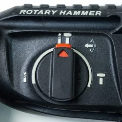 Bosch Перфоратор 801 Вт, 0 акк.