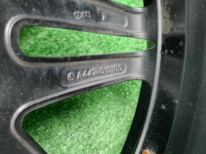 Диск Комплект дисков R19 Mercedes V W447 14-нв AMG