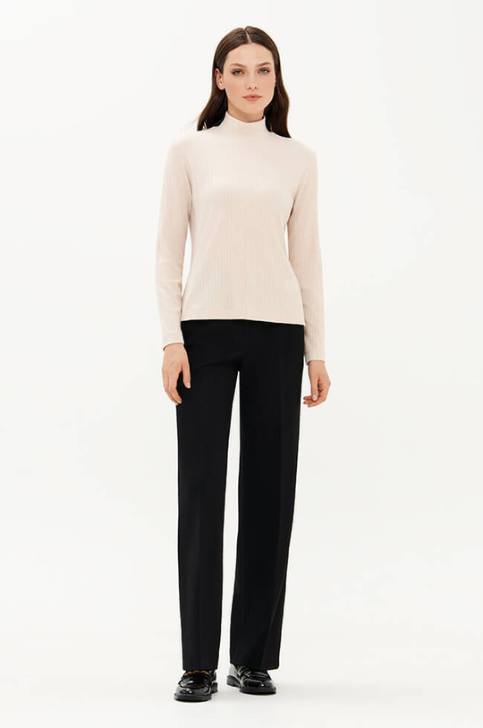 23343 Водолазка женская (бежевый)