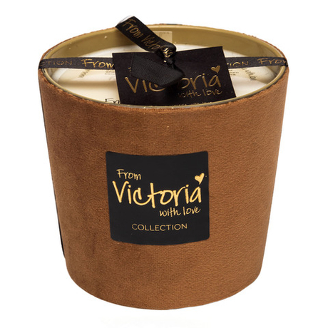 nan Свеча ароматическая Velvet light brown Victoria with Love Коричневый