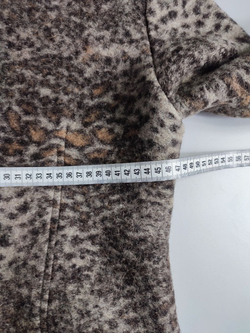 Жакет шерстяной хищной расцветки 46 размер