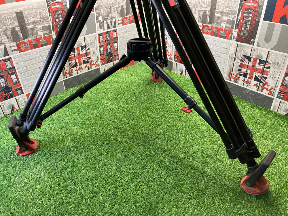 Sachtler ENG 2 MCF + DV 12 SB