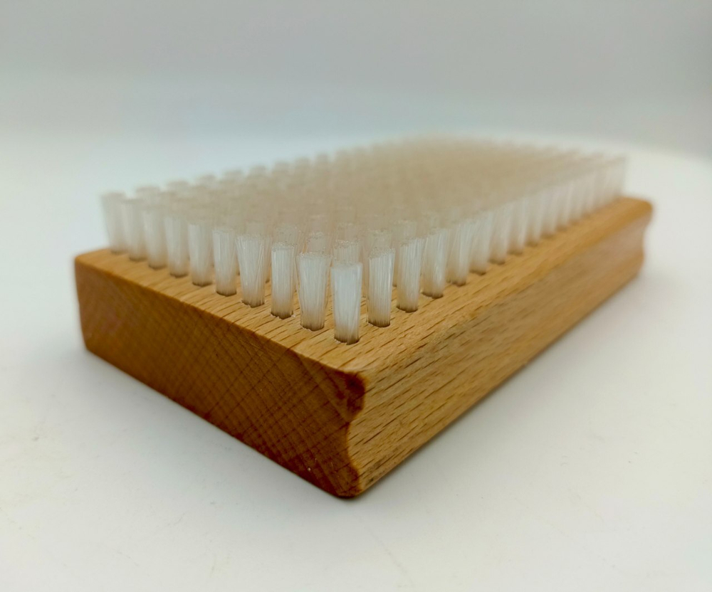 Щетка для лыж нейлон