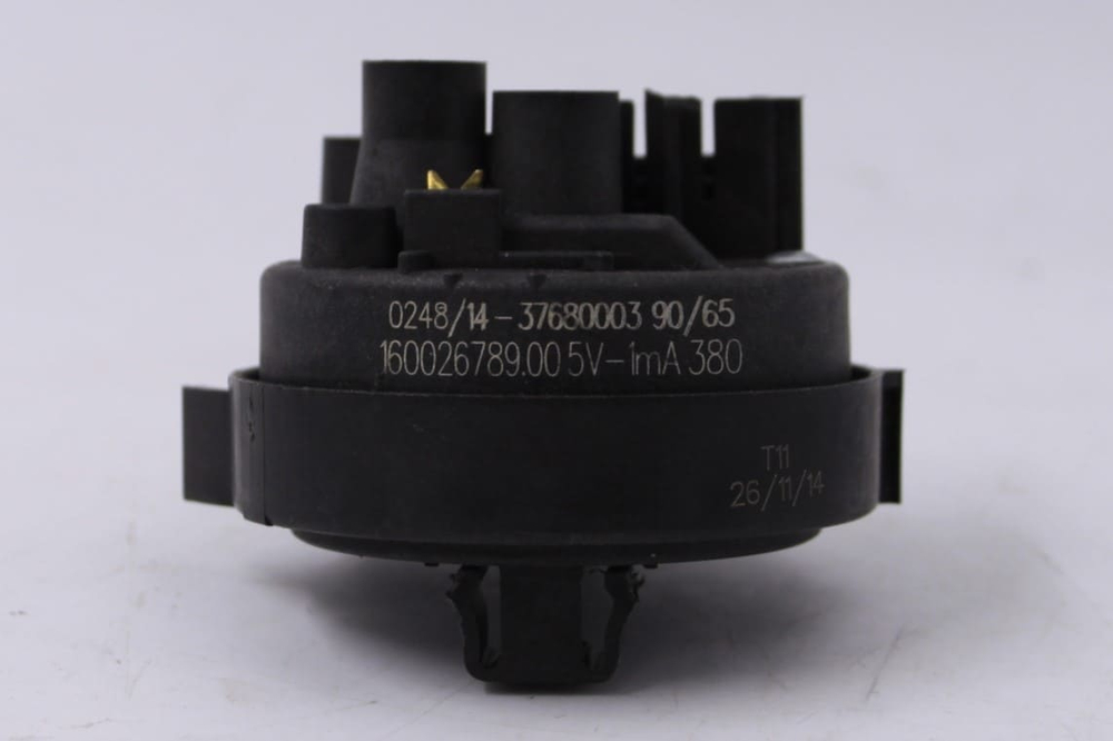 Датчик уровня воды (прессостат) стиральной машины Indesit/ Ariston 37680003 160026789.00 (уровни 90/65-380)