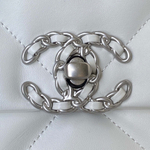 Chanel 19 26 cm