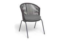 "Люксембург" стул плетеный из роупа, каркас из стали темно-серый (RAL7024) муар, роуп темно-серый круглый, ткань темно-серая 027