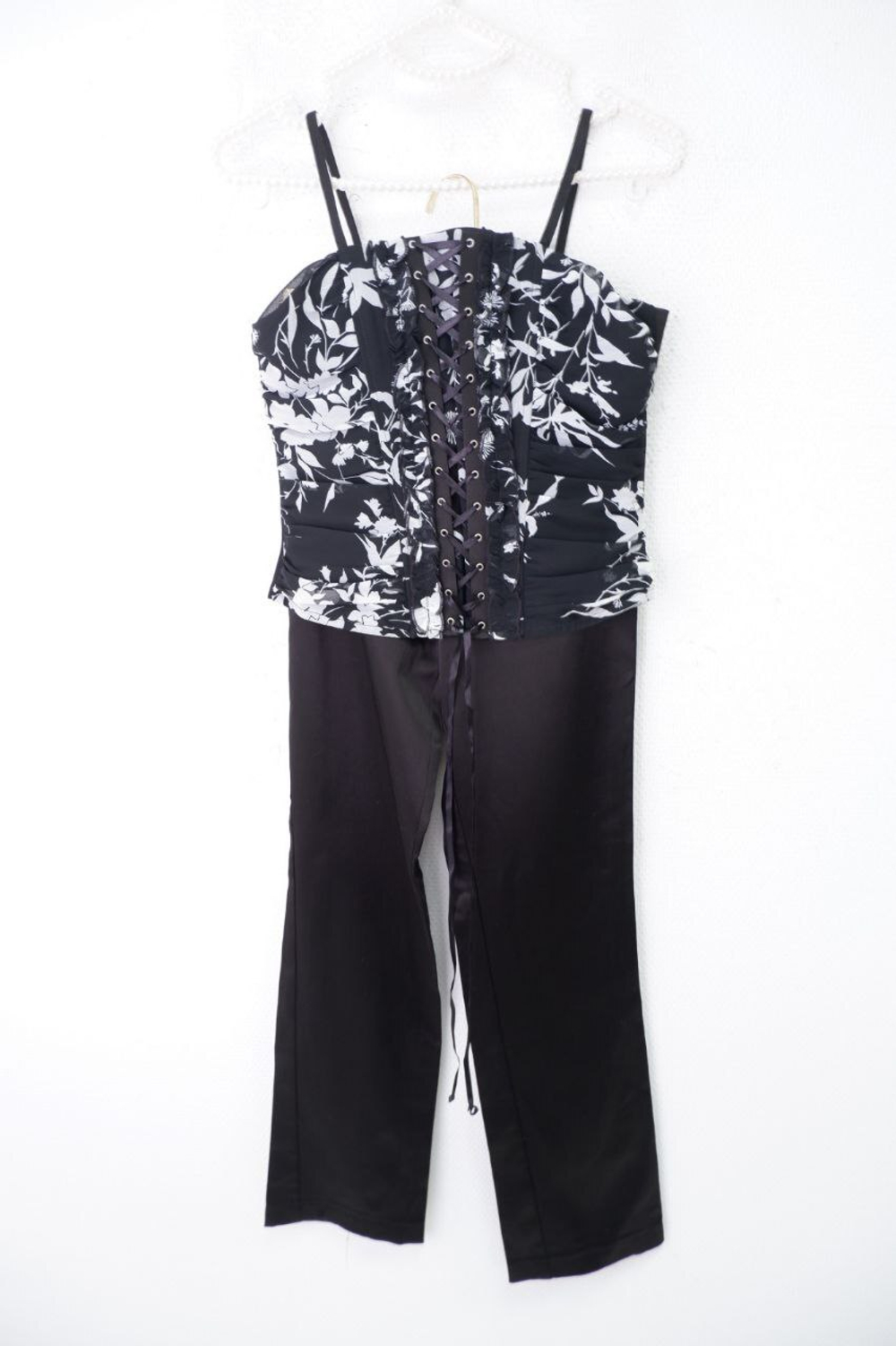 Костюм брючный с корсетом на 12 лет, новый