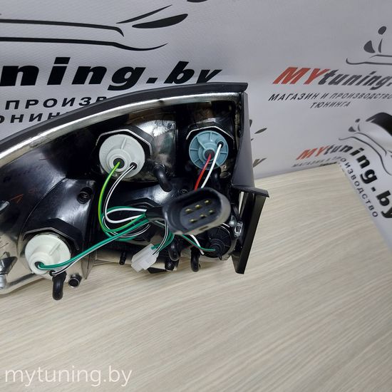 Задние фонари red smoke led для Audi A4 B6