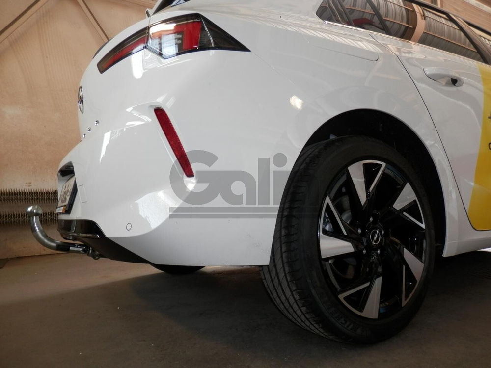 Оцинкованный фаркоп на Peugeot 308 SW хетчбек 5 дверей 2022-, Opel Astra L хетчбек 5 дверей 2022- (без электрики), Galia O075A