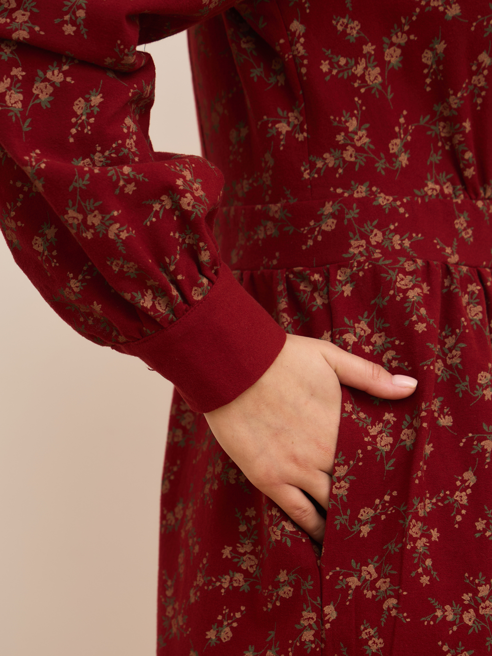 Платье с драпировкой