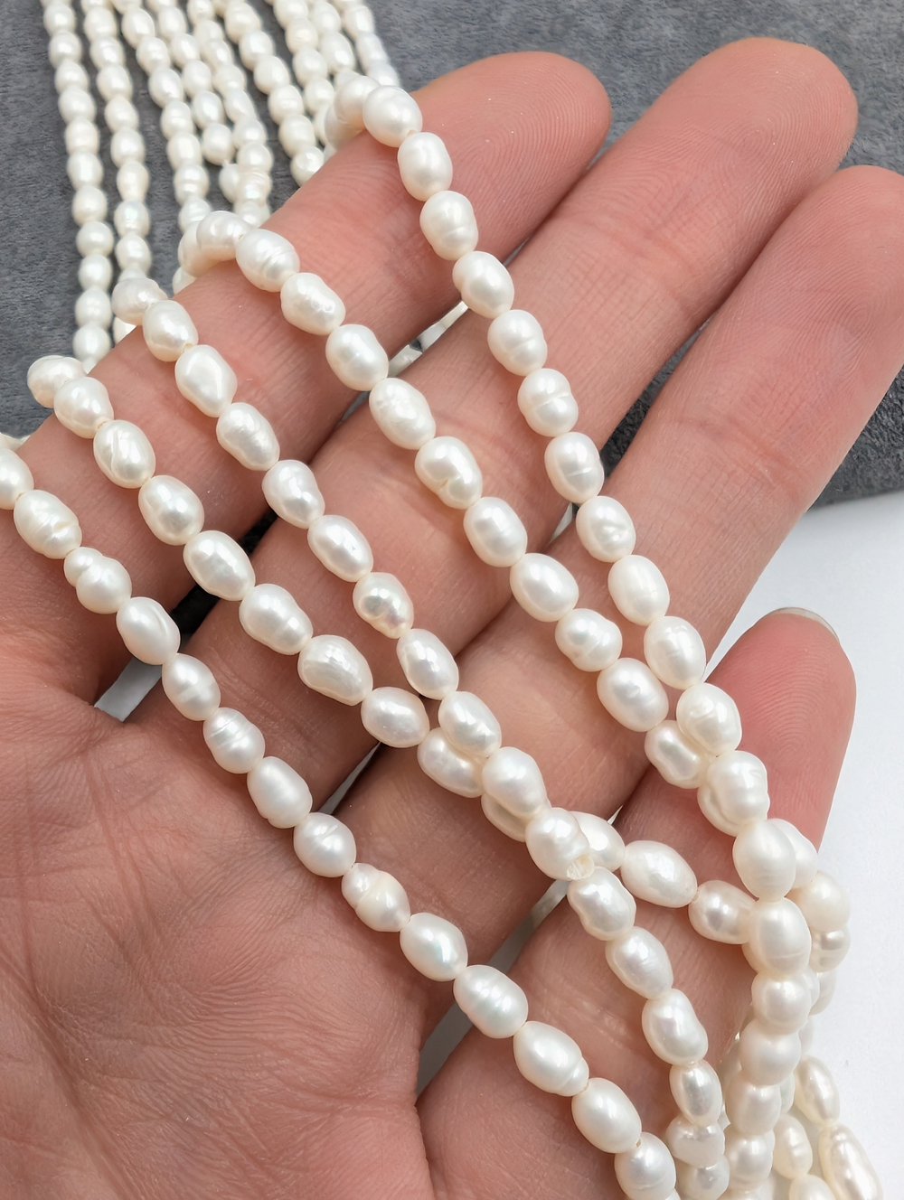 Жемчуг натуральный 3.5-3.8мм