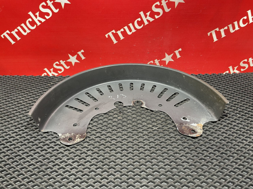 Пыльник тормозного диска 2020г.