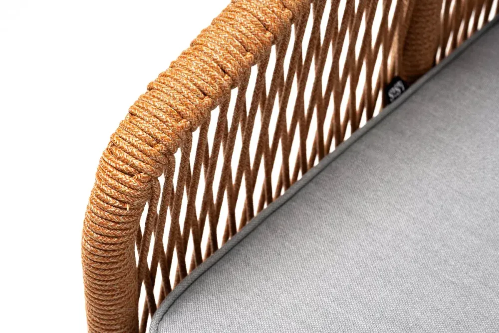 "Канны" кресло плетеное из роупа, каркас алюминий светло-серый (RAL7035) муар, роуп оранжевый меланж круглый, ткань светло-серая