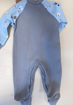 Комбинезон для мальчика с шапочкой