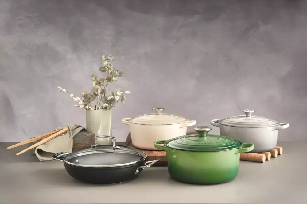 Le Creuset - Сковорода PRO с антипригарным покрытием 26см с крышкой / артикул   51107260010502  / GTIN 630870272834