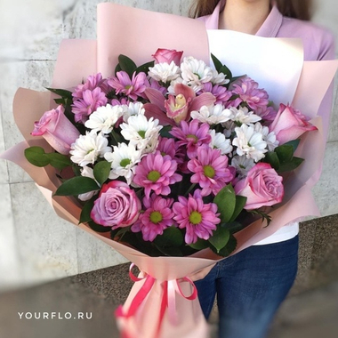 Авторский букет в розовой гамме