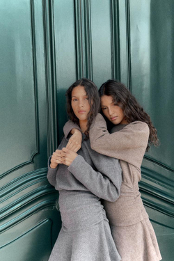 ZARA МЯГКОЕ ПЛАТЬЕ С ПОЯСОМ, РЫЖЕВАТО-КОРИЧНЕВЫЙ