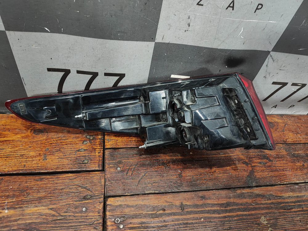 Фонарь задний правый Kia Rio 4 (FB) 17-20 Б/У Оригинал 92402H0000