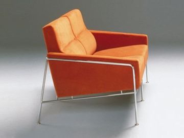 диван Arne Jacobsen Series 3300 2 seats sofa