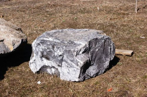 Глыба камень мраморный Чёрный гигант