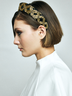 Кокошник S с золотым стеклярусом