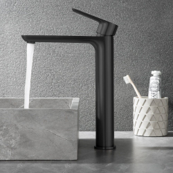 Смеситель для раковины Black&White Universe черный матовый (UK8302B)