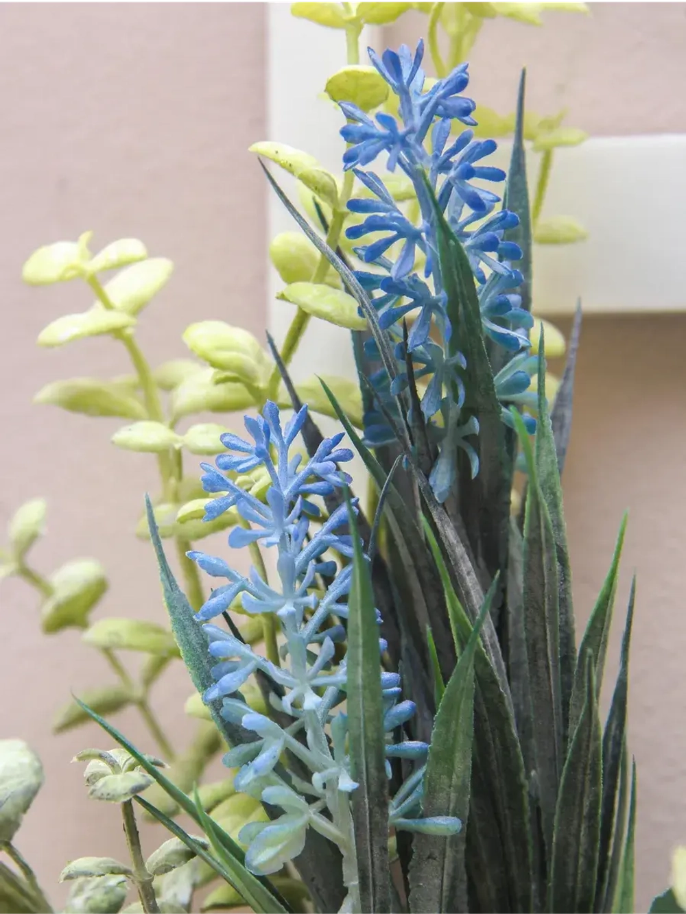 Панно на стену для интерьера "Окно с цветами"