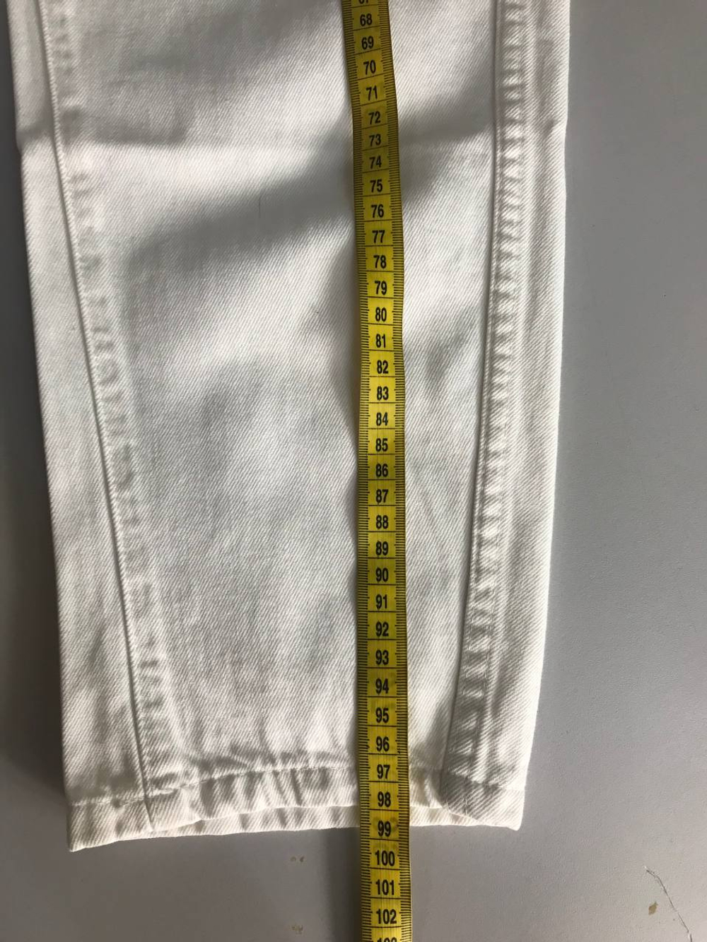 Джинсы Mango белые, маркировка 38, визуально на 44 размер