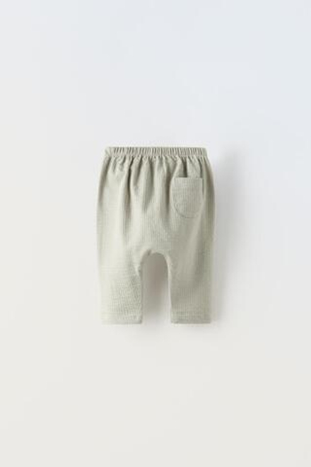 ZARA ШАРОВАРЫ ИЗ РЕЛЬЕФНОЙ ТКАНИ, СЕРОВАТЫЙ