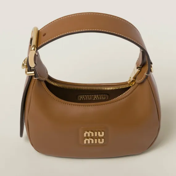 Кожаная женская сумка-хобо Miu Miu коричневый