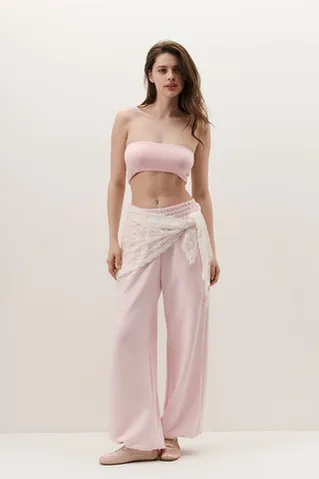 Топ-бандо из вискозы нежно-розового цвета