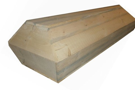 Гроб деревянный