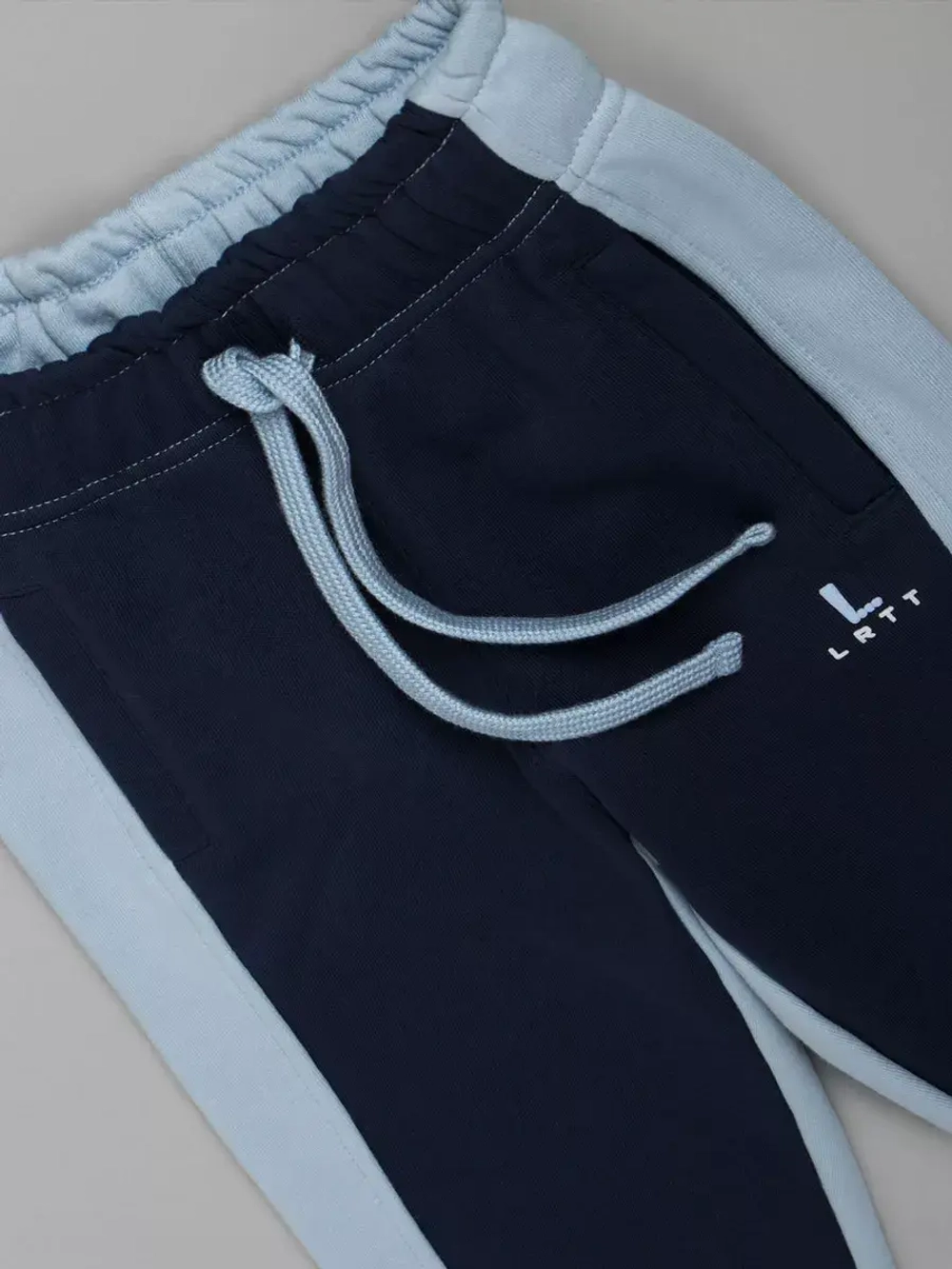 Костюм детский, толстовка и брюки