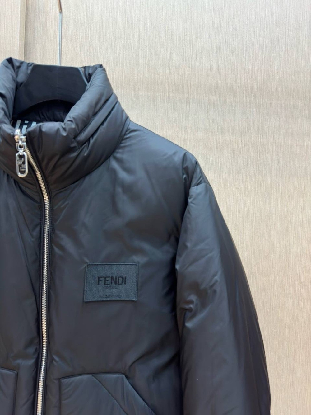 Двухсторонний пуховик Fendi