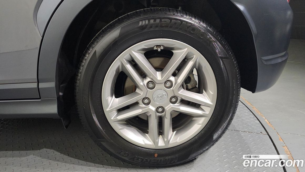 Hyundai The New KONA Бензин 2.0 2WD (05.2021)