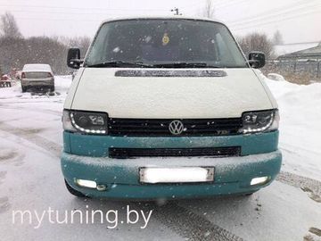 Передние фары daylight black для VW T4