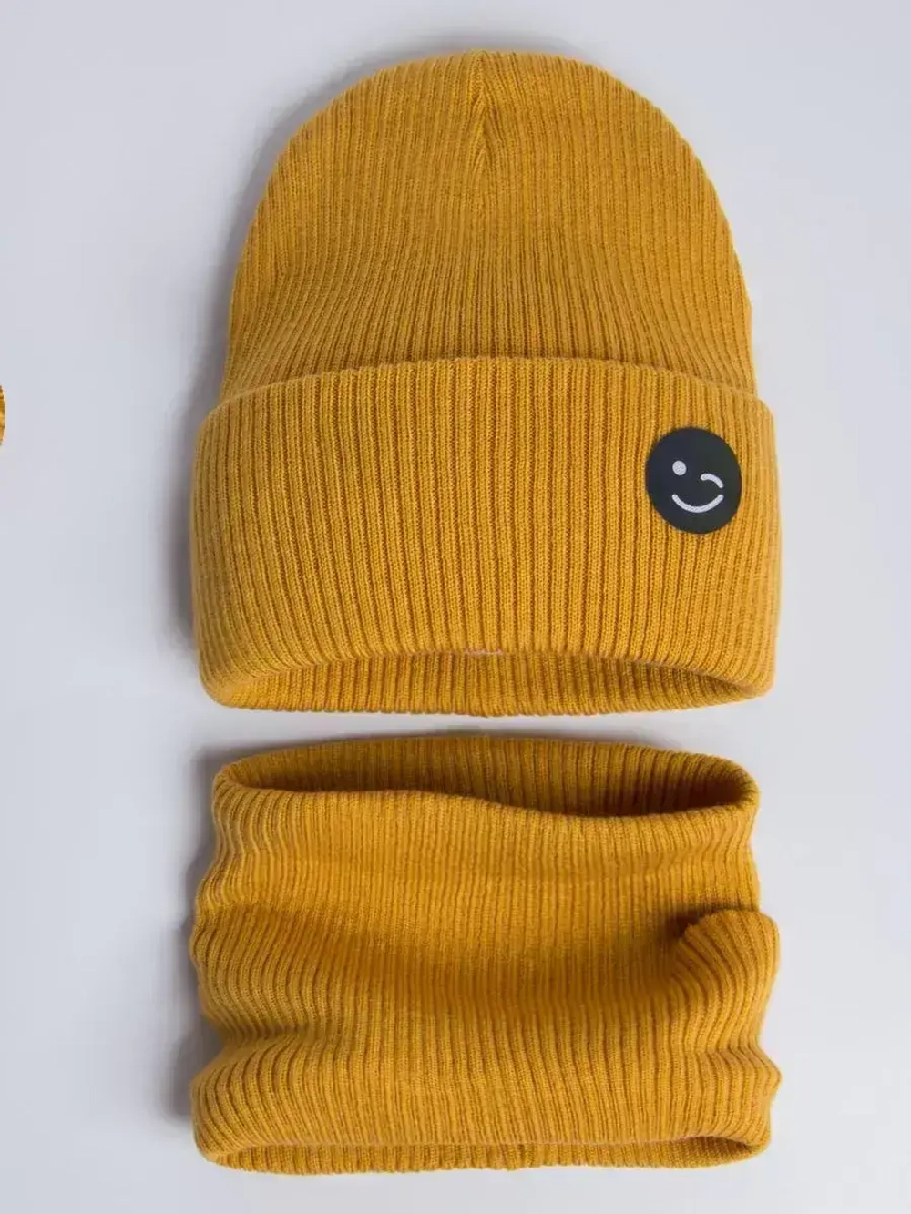 Шапка и снуд для мальчика на осень