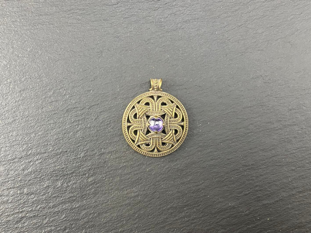 Подвеска. Северное солнце