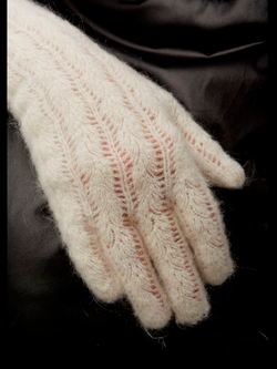 Перчатки ПЧ012-02 экрю