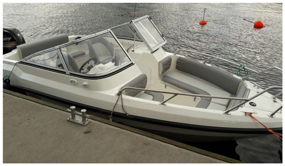 Катер Бандит Б-520