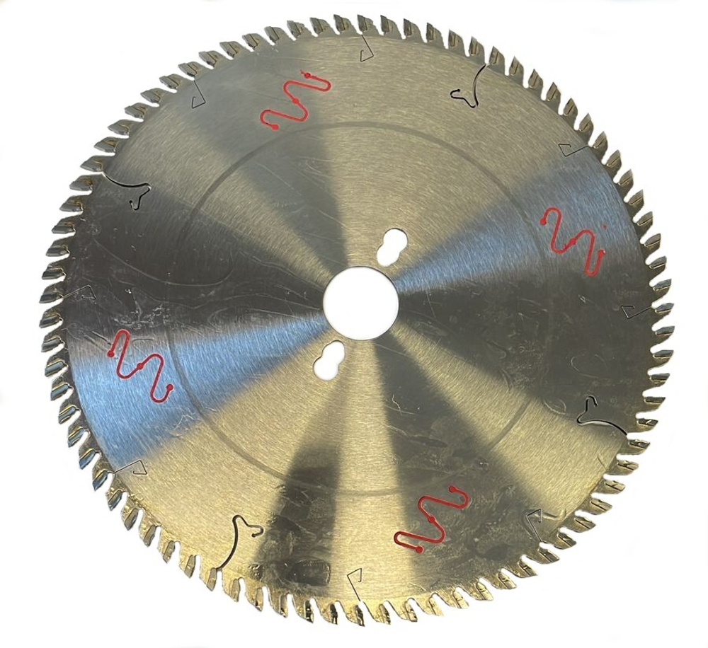 D.550x4.6-3.6x32 Z=140