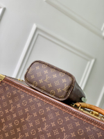Louis Vuitton Neverfull Bandouliere Inside Out BB