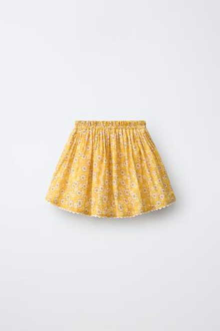ZARA ЮБКА С ЦВЕТОЧНЫМ ПРИНТОМ И ВОЛНИСТЫМ КРАЕМ, ПАСТЕЛЬНО-ЖЕЛТЫЙ