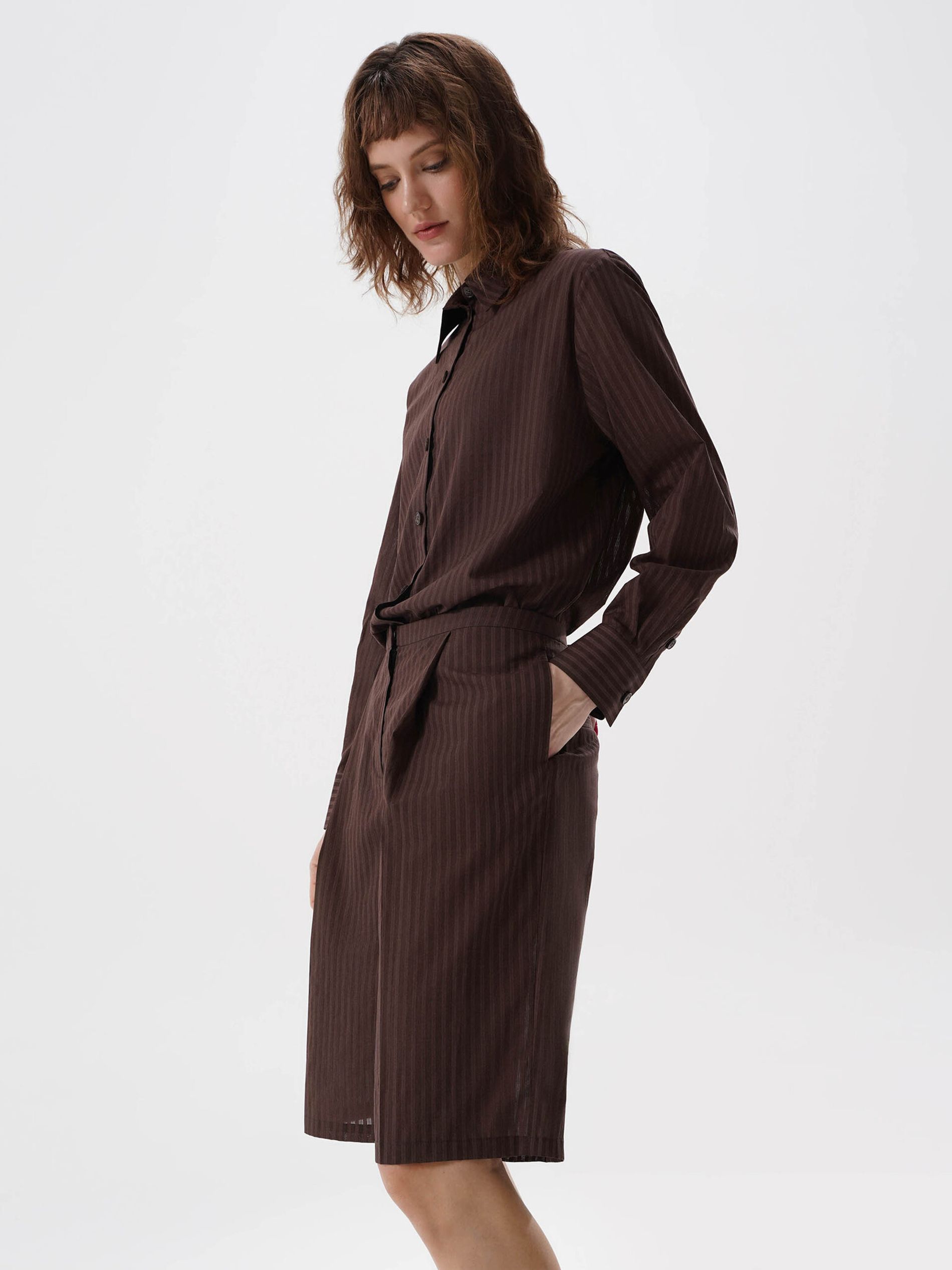 Бермуды в полоску chocolate