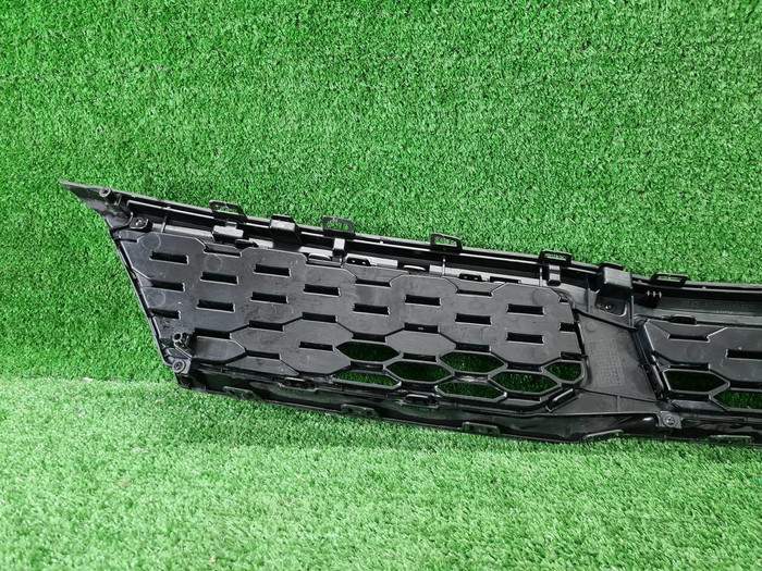 Решетка радиатора Kia Rio 4 X (2020-н.в.)