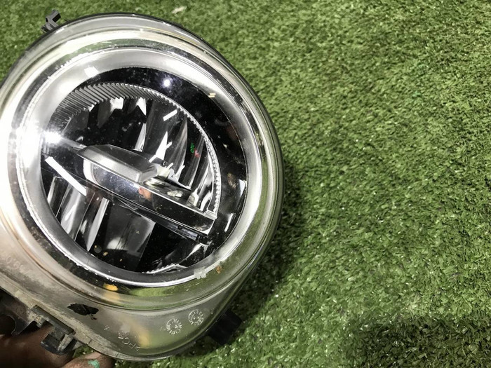 ПТФ правая BMW X5 F15 (2013-2018) LED