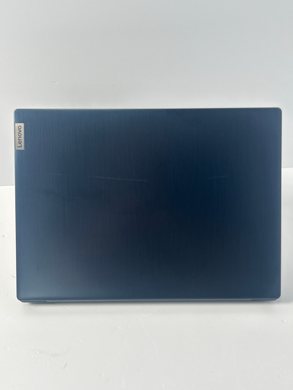 Ноутбук Lenovo IdeaPad 3-14ADA05 (81W000KQRU) 14"/AMD Athlon Silver 3050U /RAM 4GB/SSD 256GB/Radeon Graphics/1920x1080/TN/Windows 11/Подсветка кл-ры: Нет/Синий. Состояние: C1