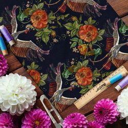 Ткань флис горделивый журавль и красные цветы