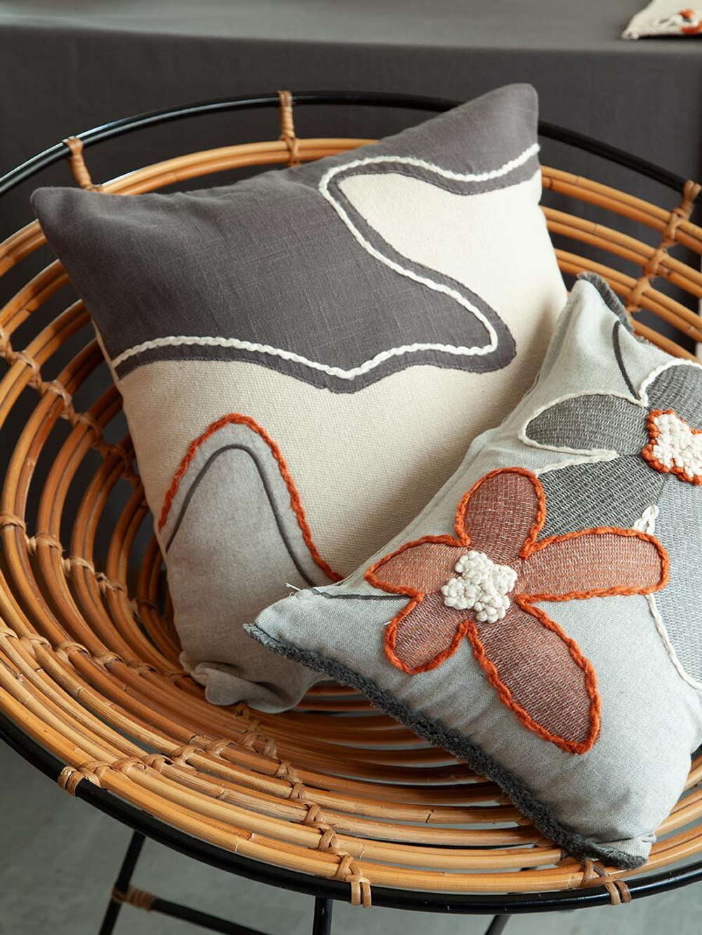 Чехол на подушку flowing stone из коллекции ethnic, 45х45 см